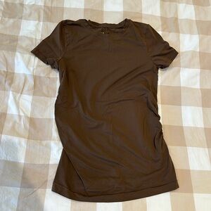 GAP maternity t-shirt